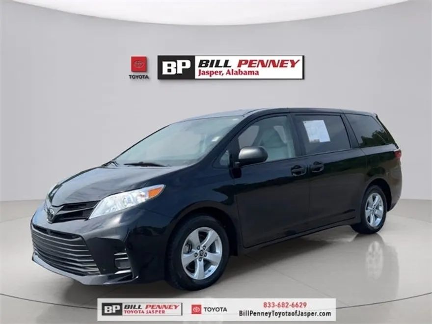 2020 Toyota Sienna L photo 1