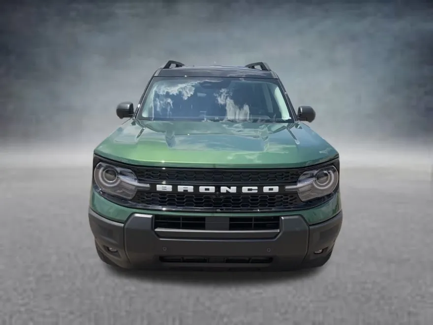 2025 Ford Bronco Sport Outer Banks photo 1