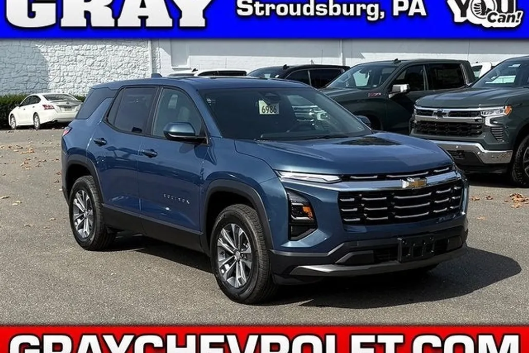 2026 Chevrolet Equinox LT photo 1