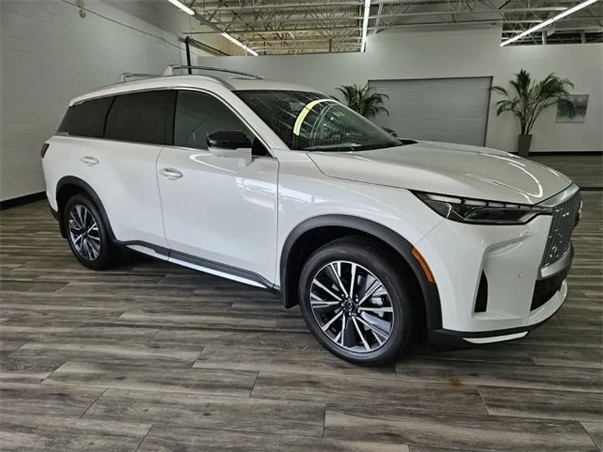 2026 Infiniti QX60 Luxe photo 1