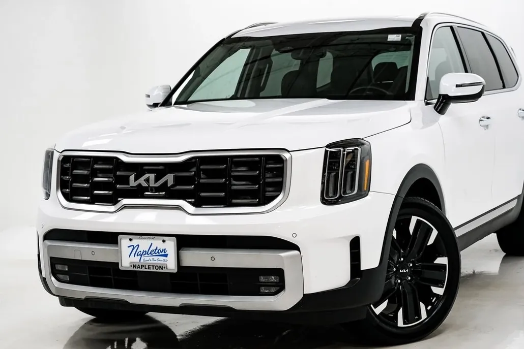 2024 Kia Telluride SX photo 1