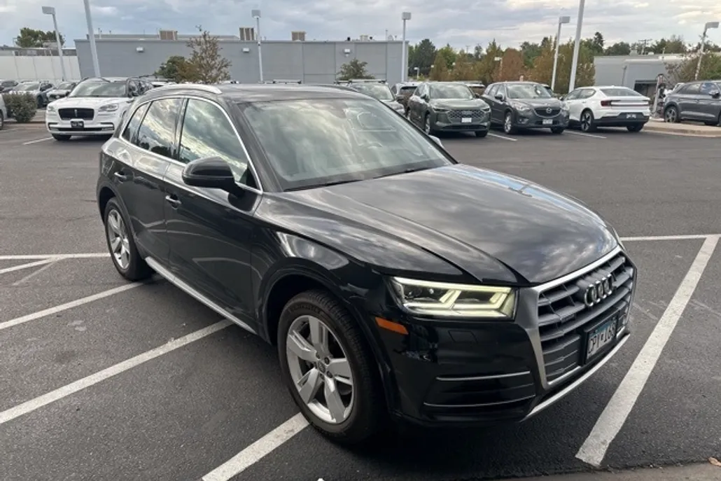 2019 Audi Q5 2.0T Premium Plus photo 1