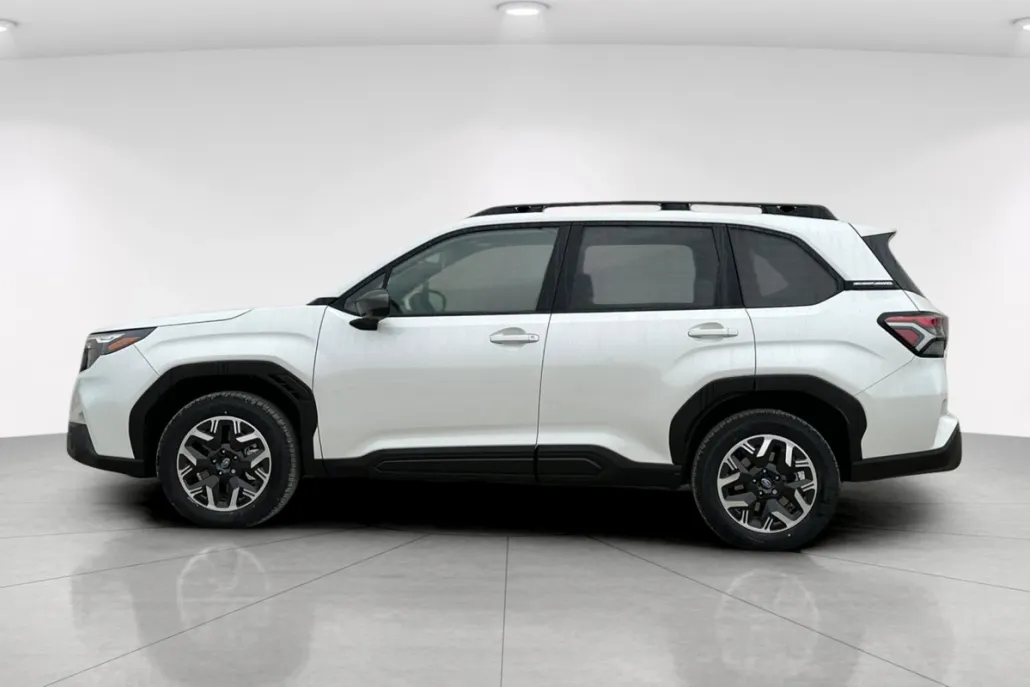 2025 Subaru Forester Premium photo 1