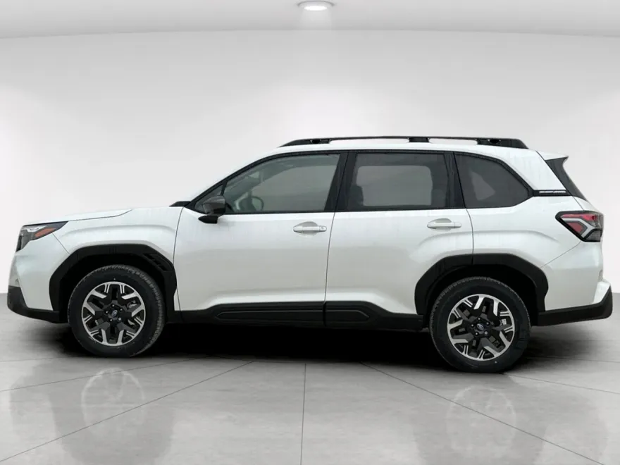 2025 Subaru Forester Premium photo 1