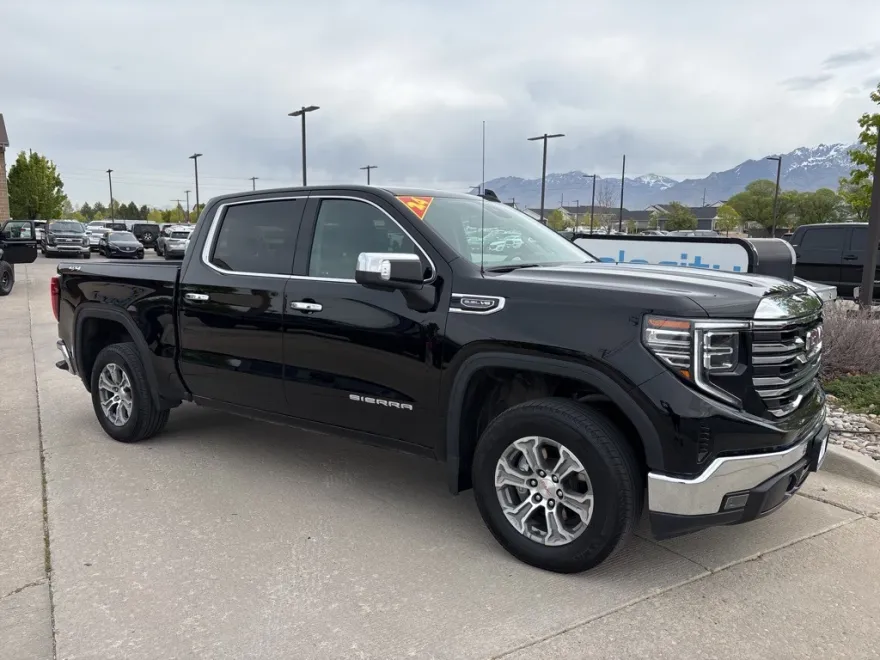 2024 Gmc Sierra 1500 SLT photo 1