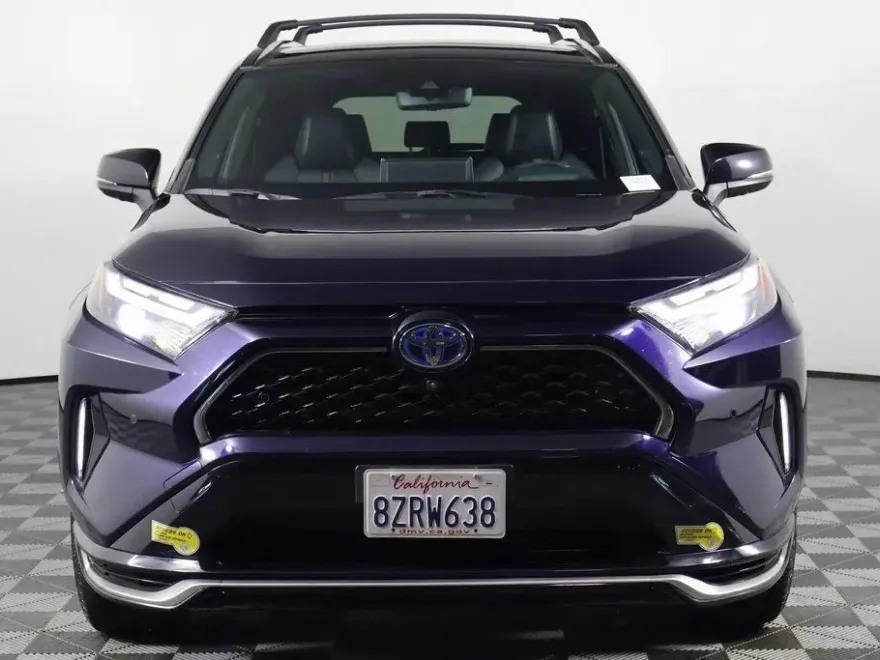 2022 Toyota RAV4 Prime XSE Premium photo 1