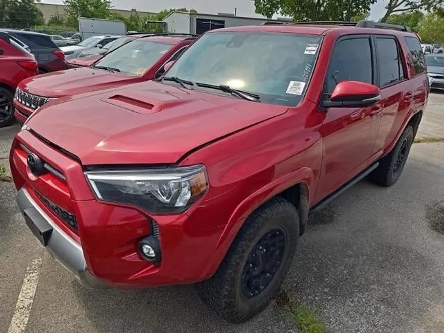 2023 Toyota 4Runner TRD photo 1