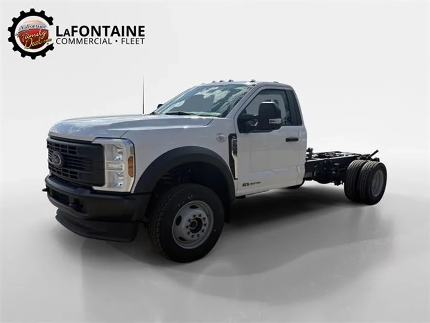 2024 Ford F-600 photo 1