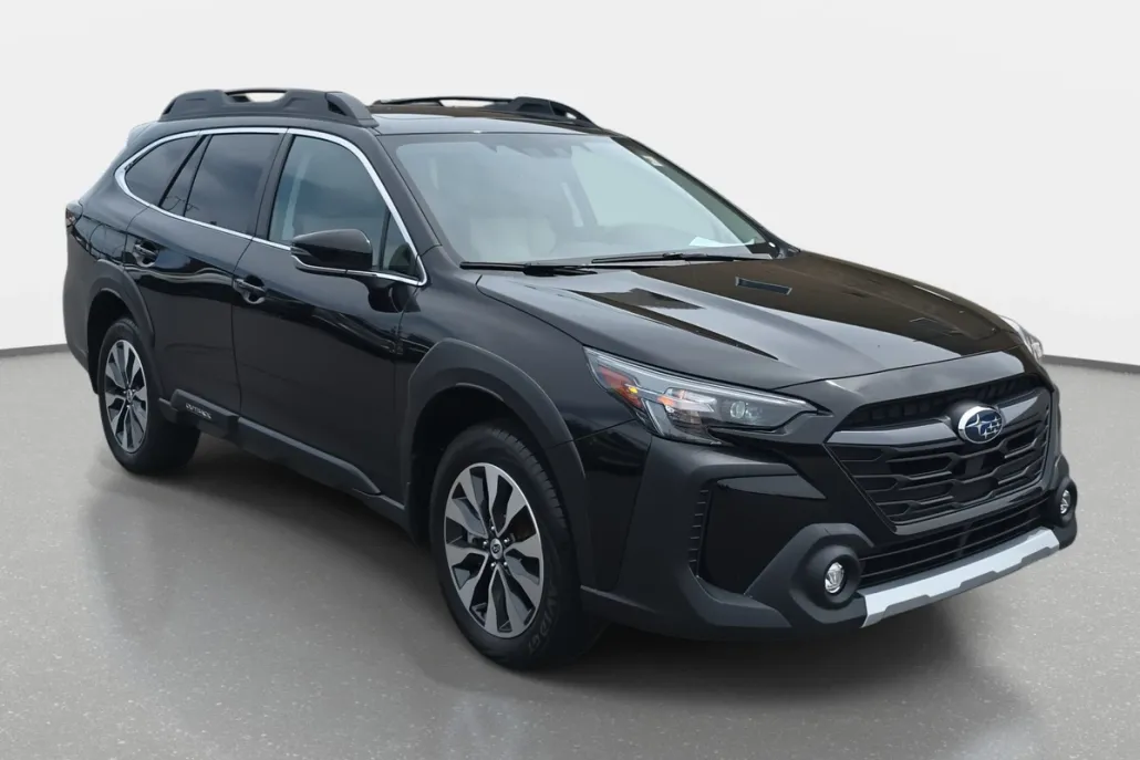 2023 Subaru Outback Limited photo 1