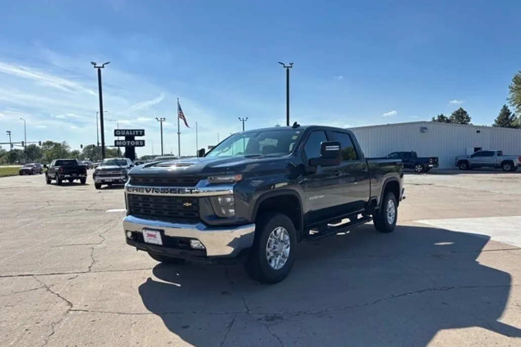 2020 Chevrolet Silverado 3500HD LT photo 1