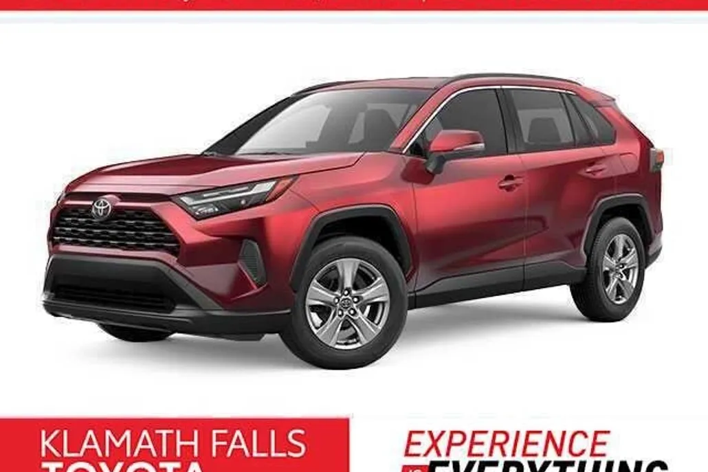 2025 Toyota RAV4 XLE photo 1