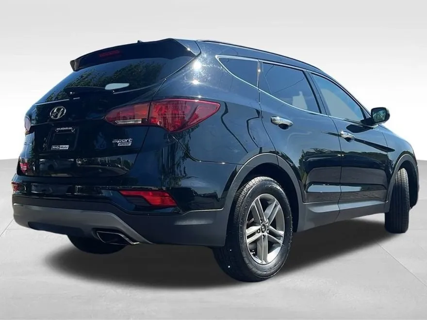 2017 Hyundai Santa Fe Sport Base photo 1