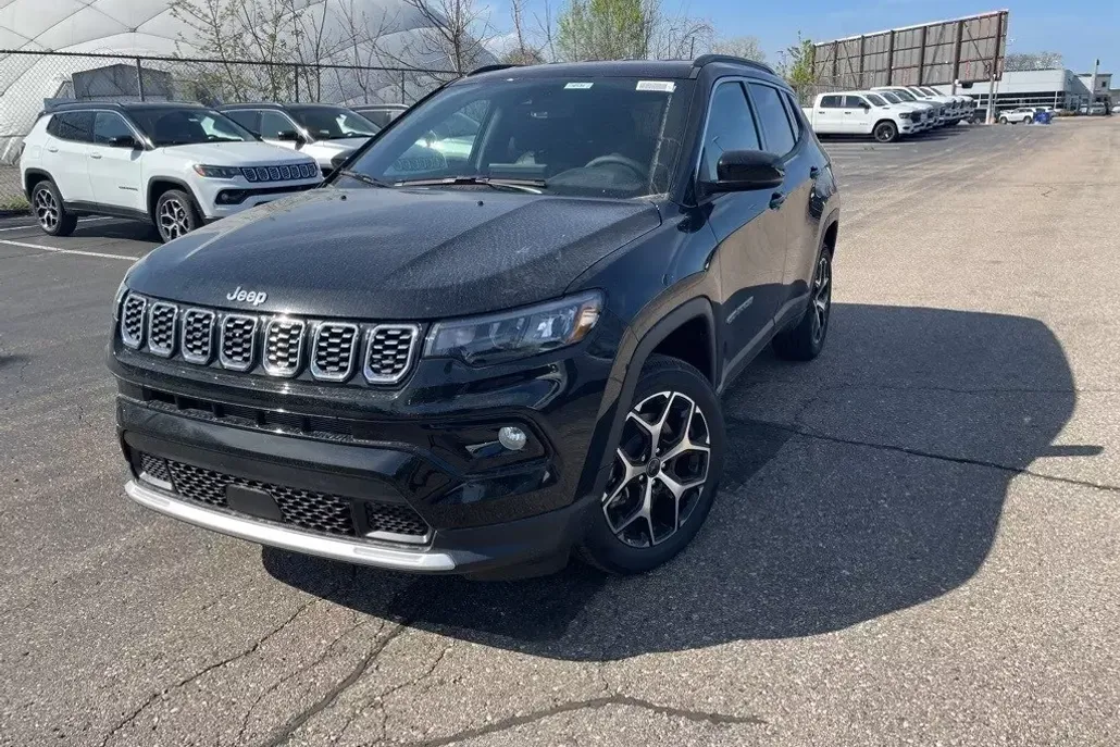 2025 Jeep Compass Limited photo 1