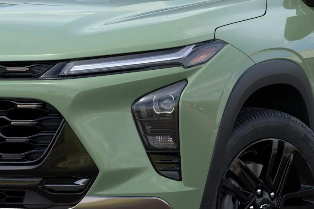 2025 Chevrolet Trax ACTIV photo 1