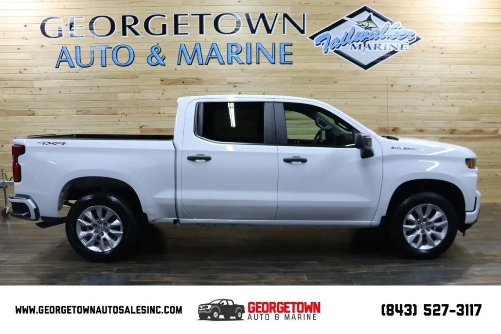 2020 Chevrolet Silverado 1500 Custom photo 1