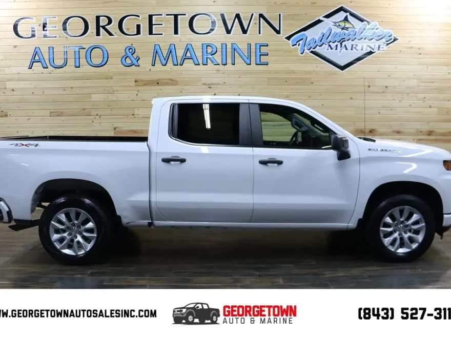 2020 Chevrolet Silverado 1500 Custom photo 1