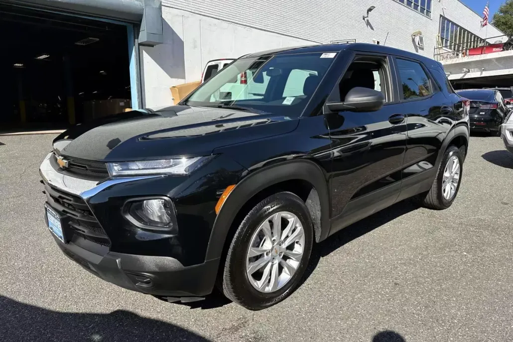 2022 Chevrolet Trailblazer LS photo 1