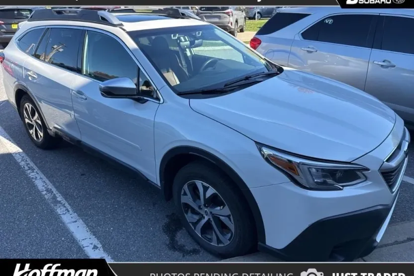 2022 Subaru Outback Touring XT photo 1