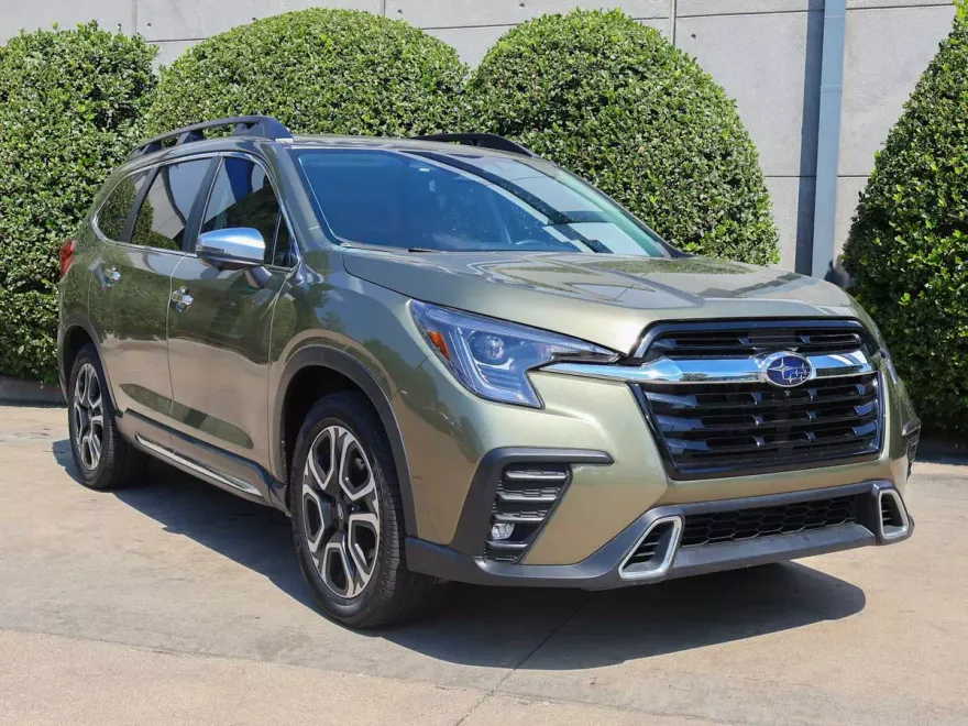 2023 Subaru Ascent Touring photo 1