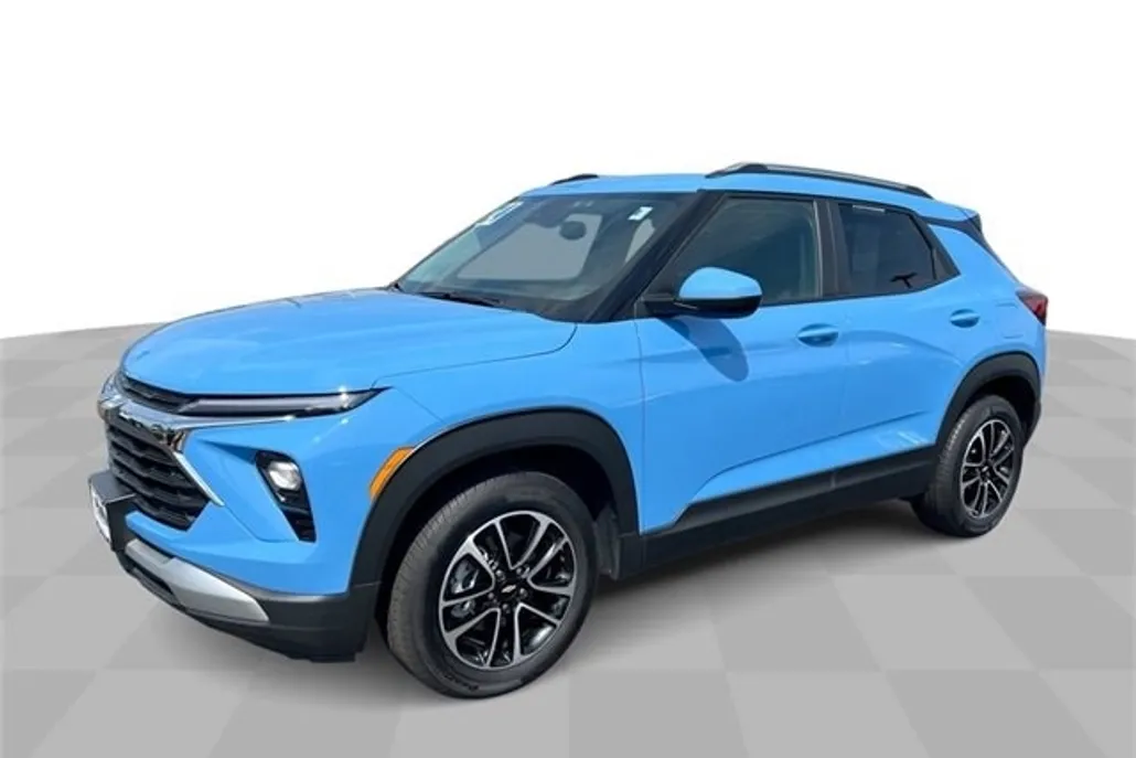 2024 Chevrolet Trailblazer LT photo 1