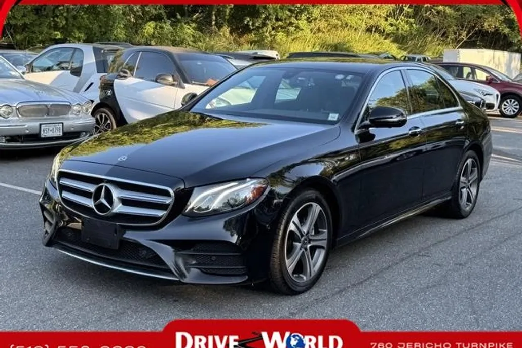 2019 Mercedes Benz E 300 4MATIC photo 1