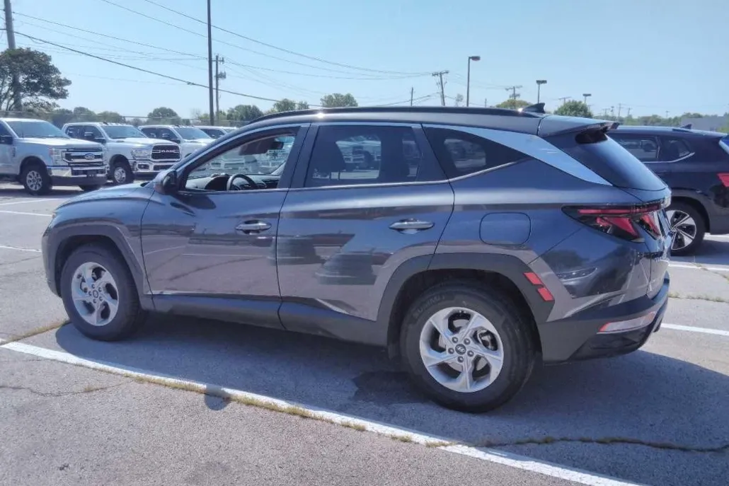 2024 Hyundai Tucson SEL photo 1