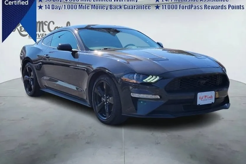 2022 Ford Mustang EcoBoost photo 1