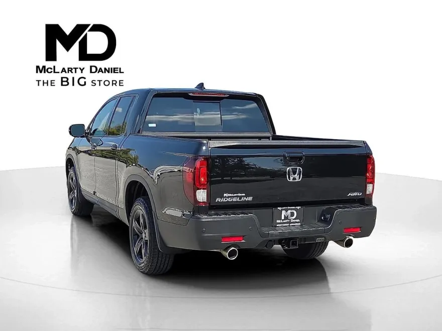 2023 Honda Ridgeline Black Edition photo 1