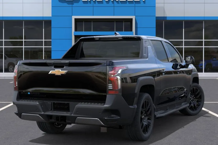 2026 Chevrolet Silverado EV LT photo 1