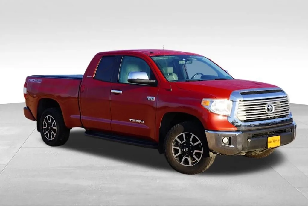 2016 Toyota Tundra Limited TRD Off-Road photo 1