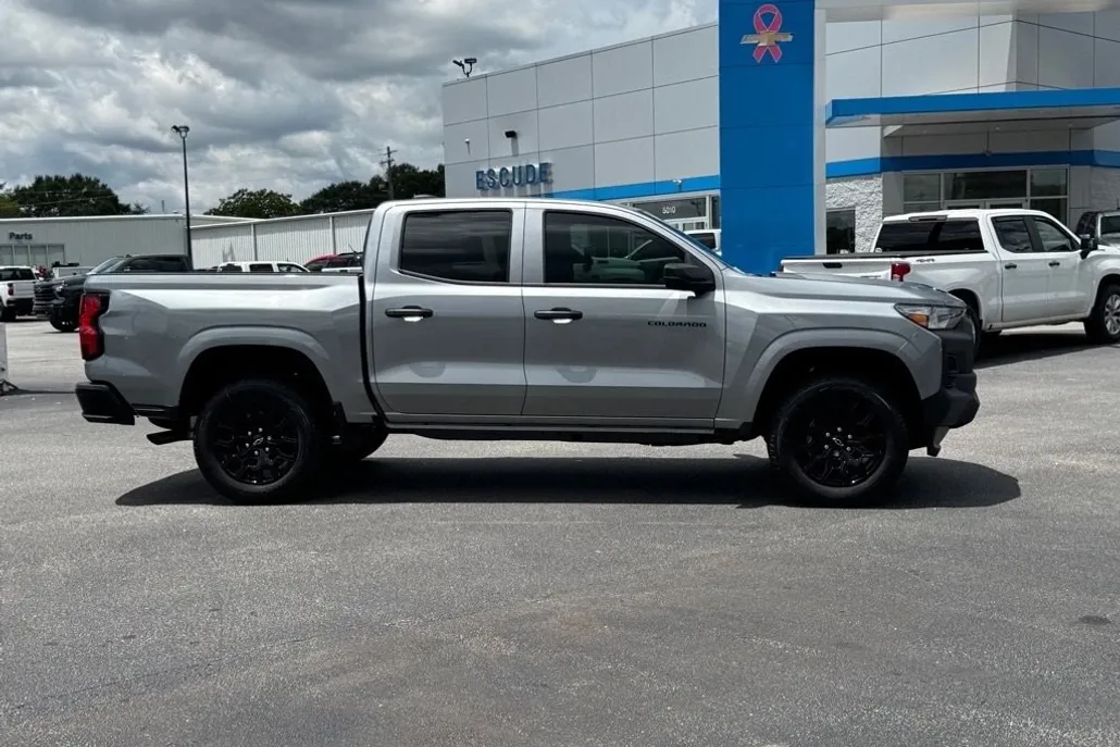 2026 Chevrolet Colorado Work Truck photo 1