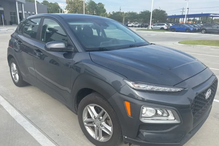 2021 Hyundai Kona SE photo 1