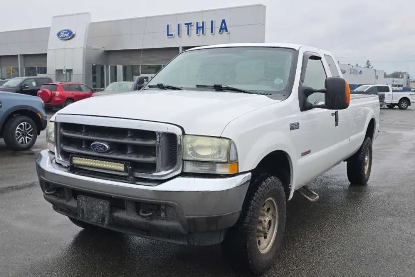 2004 Ford F-350 XLT photo 1
