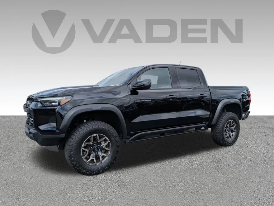 2024 Chevrolet Colorado ZR2 photo 1
