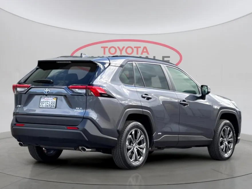 2024 Toyota RAV4 Hybrid XLE Premium photo 1