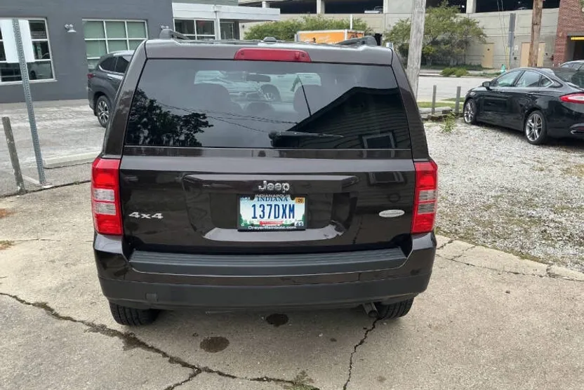 2014 Jeep Patriot Latitude photo 1