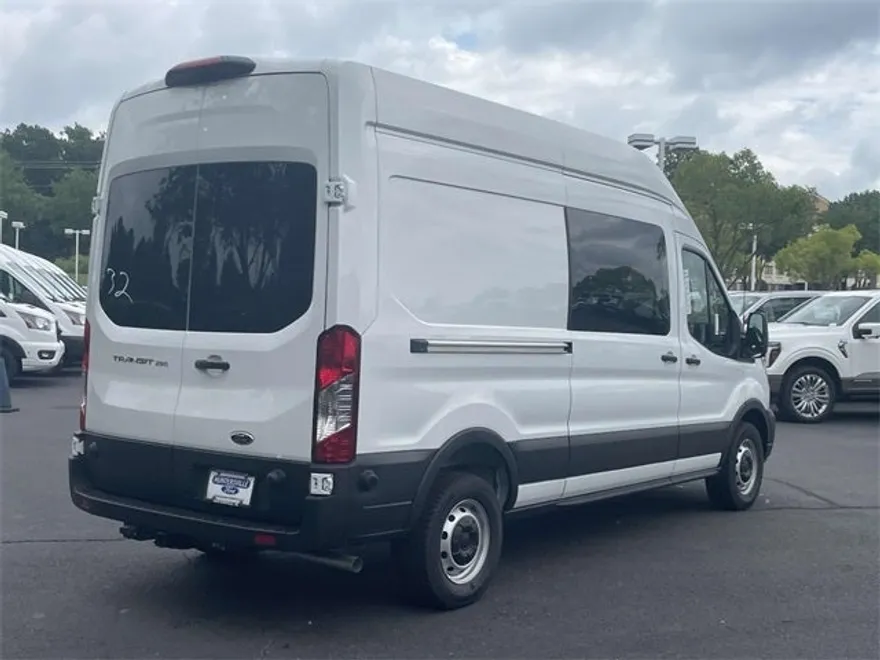 2025 Ford Transit photo 1