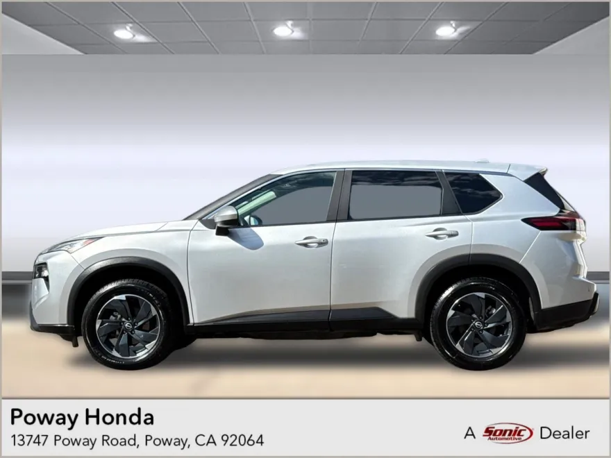2024 Nissan Rogue SV photo 1