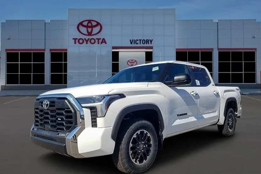 2025 Toyota Tundra SR5 photo 1