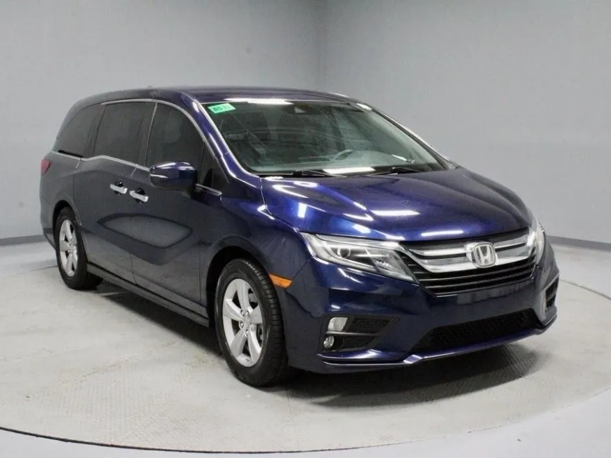 2019 Honda Odyssey EX photo 1