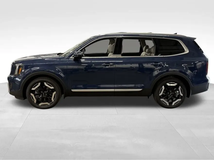 2024 Kia Telluride EX photo 1