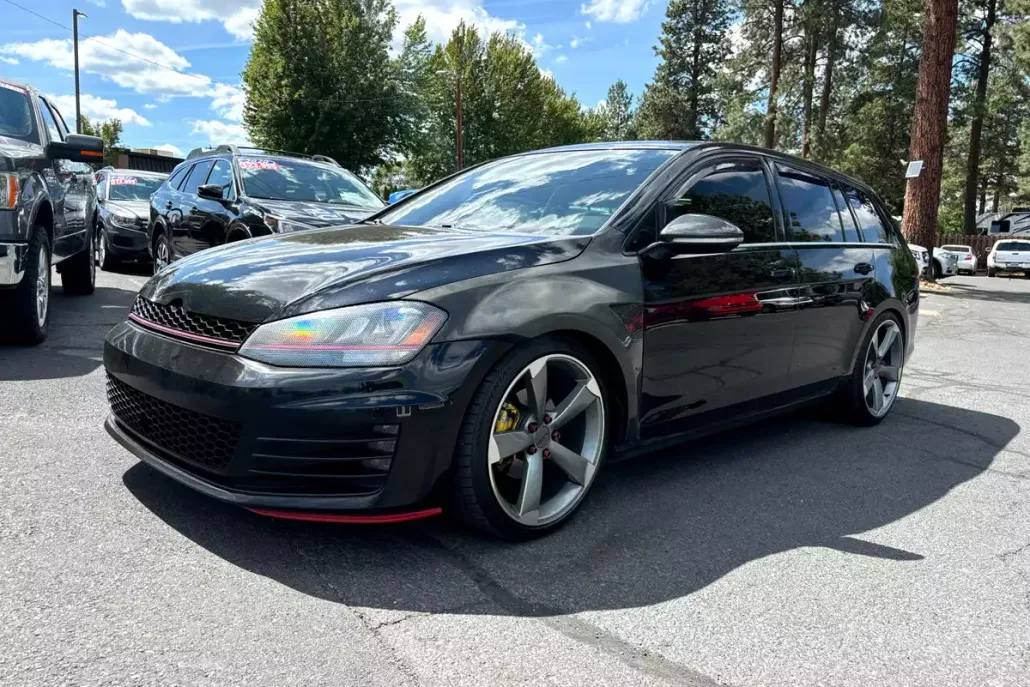 2016 Volkswagen Jetta SportWagen SE photo 1
