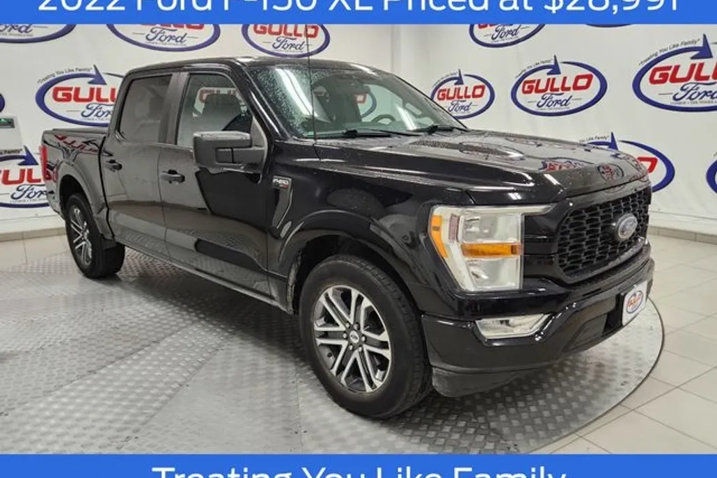 2022 Ford F-150 XL photo 1