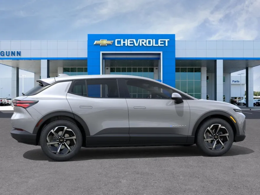 2026 Chevrolet Equinox EV 1LT photo 1