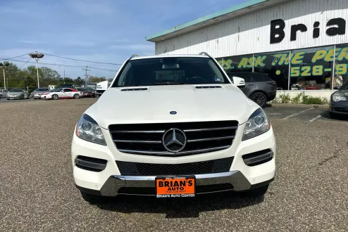 2015 Mercedes Benz ML 4MATIC 350 photo 2