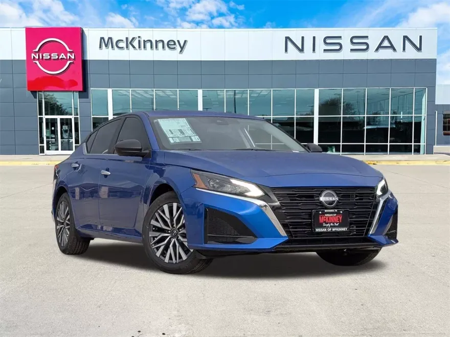 2025 Nissan Altima SV photo 1