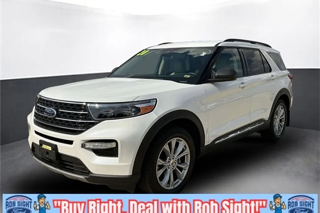 2020 Ford Explorer XLT photo 1