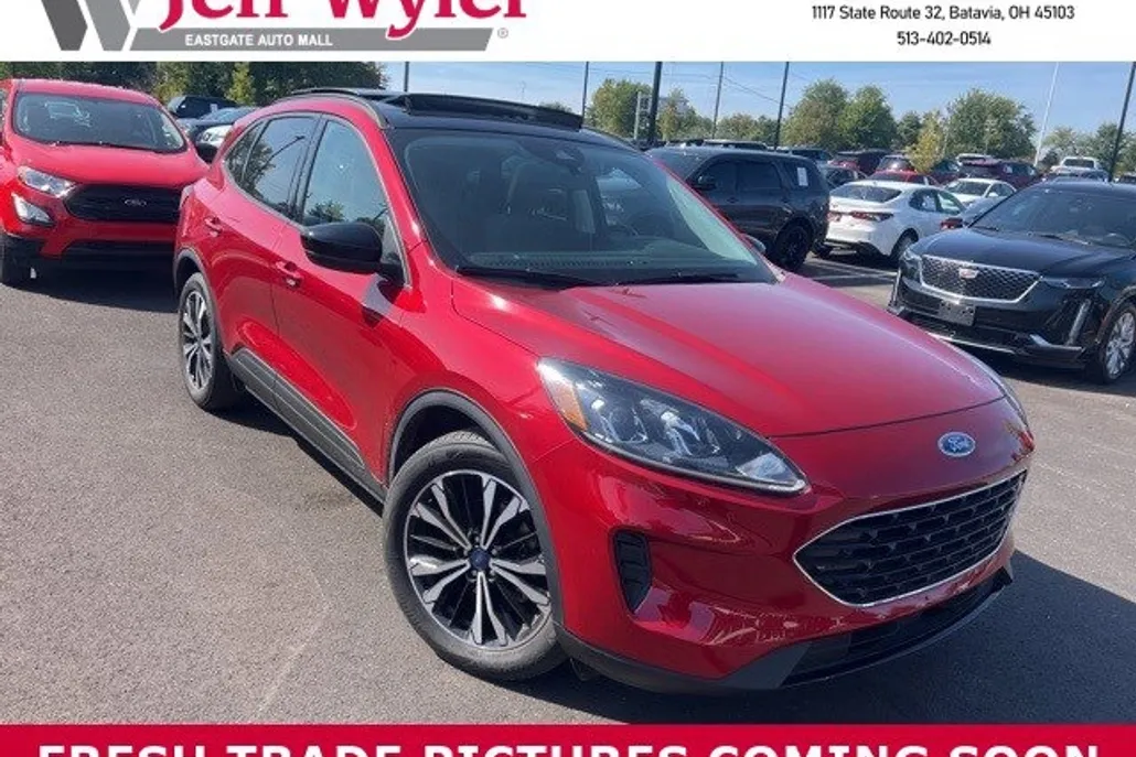 2022 Ford Escape SE photo 1