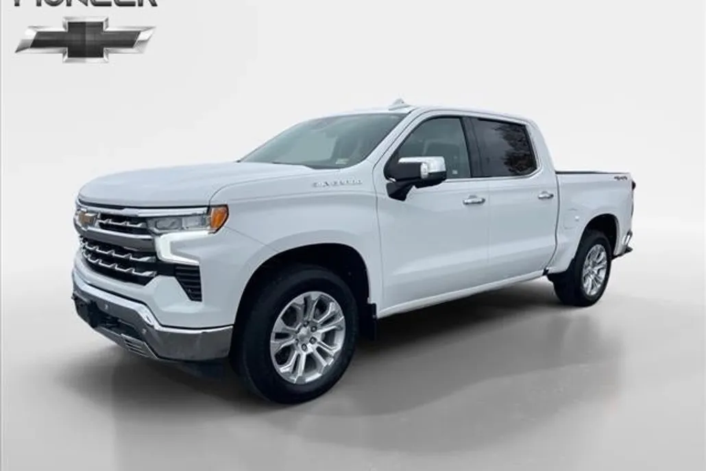 2023 Chevrolet Silverado 1500 LTZ photo 1