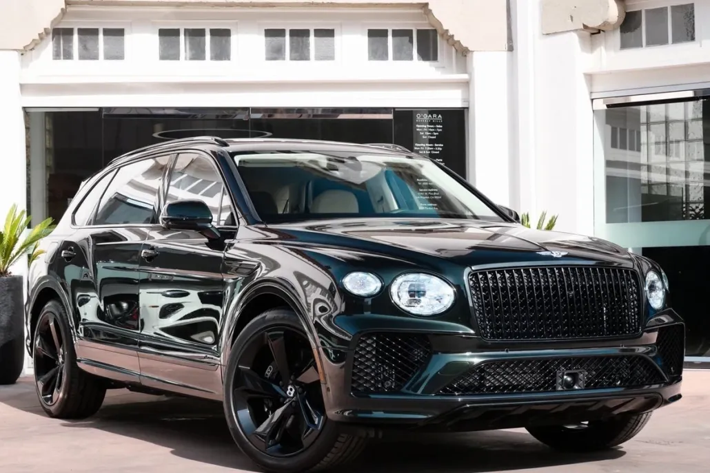 2024 Bentley Bentayga EWB photo 1